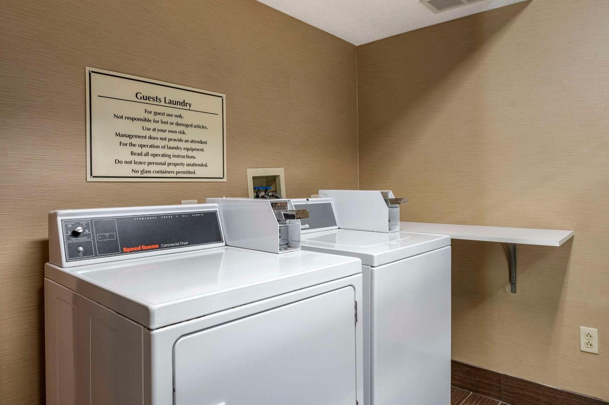 Comfort Inn Romeoville - Bolingbrook Екстериор снимка