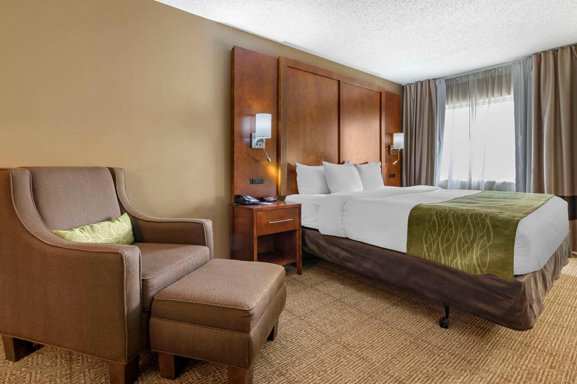 Comfort Inn Romeoville - Bolingbrook Екстериор снимка