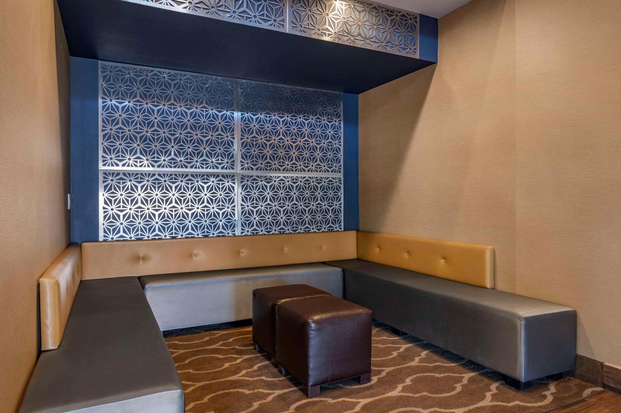 Comfort Inn Romeoville - Bolingbrook Екстериор снимка